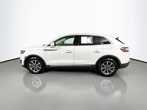 2019 Lincoln Nautilus Select
