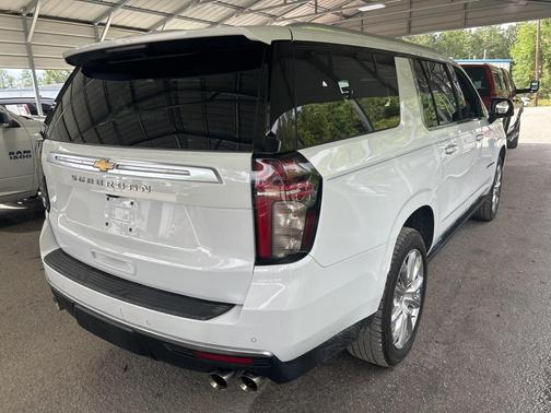 2021 Chevrolet Suburban 4WD High Country