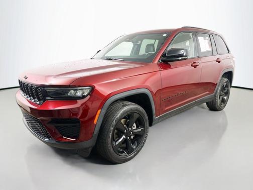 Velvet Red Pearlcoat 2022 Jeep Grand Cherokee Altitude