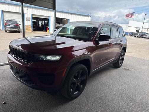 Velvet Red Pearlcoat 2022 Jeep Grand Cherokee Altitude