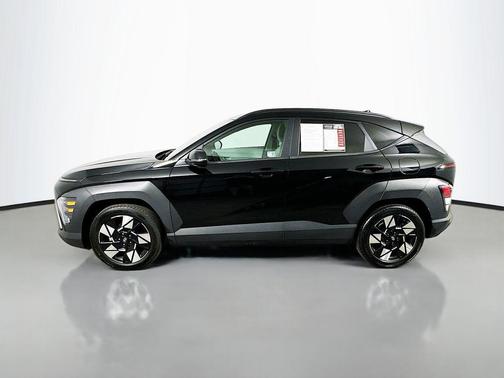 Abyss Black Pearl 2025 Hyundai KONA SEL