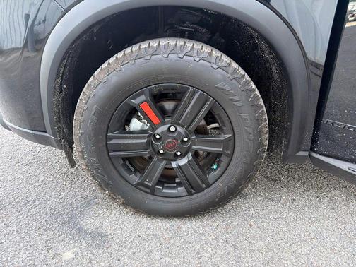Super Black 2025 Nissan Rogue Rock Creek