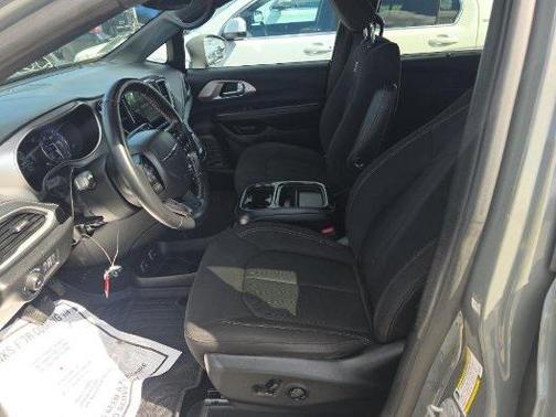 2021 Chrysler Pacifica Touring