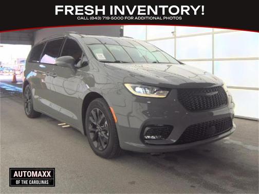 2021 Chrysler Pacifica Touring