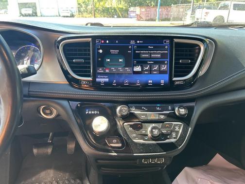 2021 Chrysler Pacifica Touring