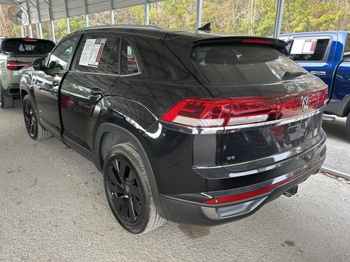 2024 Volkswagen Atlas Cross Sport 2.0T SE w/Technology