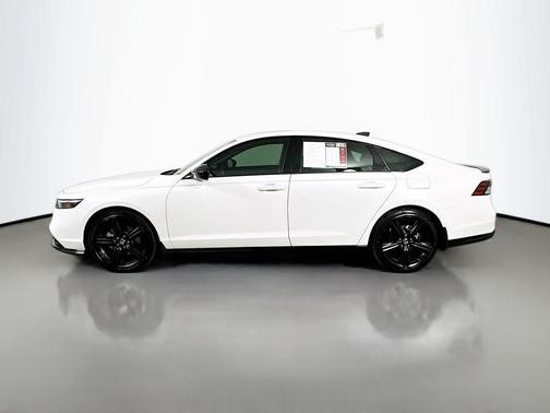 Platinum White Pearl 2025 Honda Accord Hybrid Sport-L