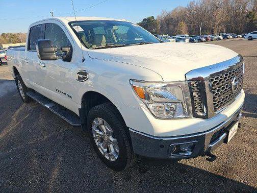 2017 Nissan Titan XD SV