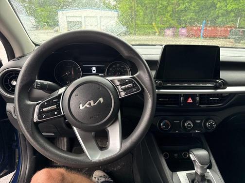 Deep Sea Blue 2022 Kia Forte LXS