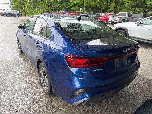Deep Sea Blue 2022 Kia Forte LXS