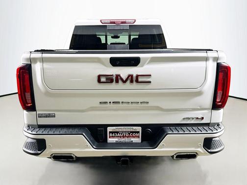 Summit White 2021 GMC Sierra 1500 AT4