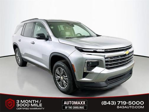 2025 Chevrolet Traverse LT