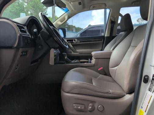 Starfire Pearl 2020 Lexus GX 460 Premium