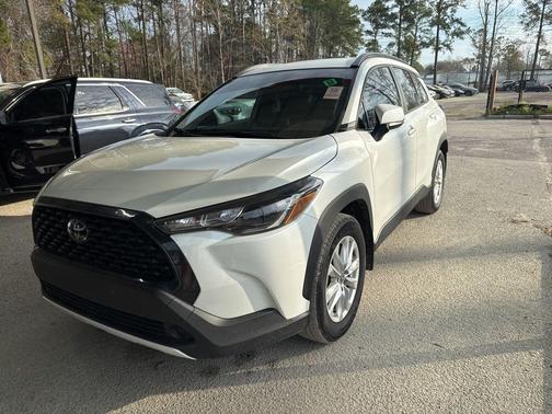 2024 Toyota Corolla Cross LE