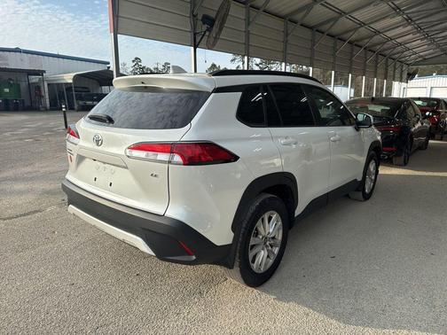 2024 Toyota Corolla Cross LE