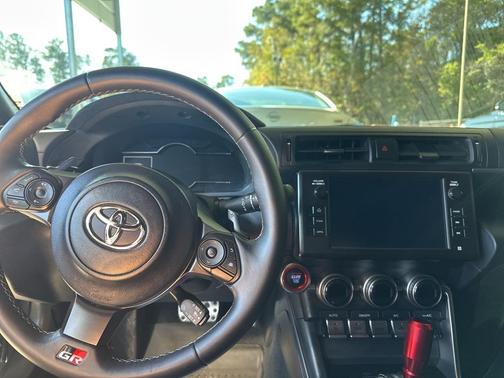 2022 Toyota GR86 Premium