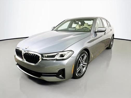2021 BMW 530 530i