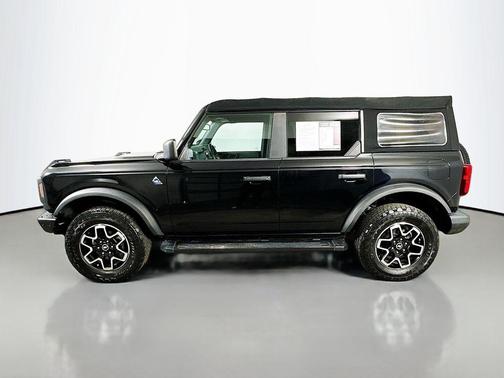 Shadow Black 2021 Ford Bronco Black Diamond