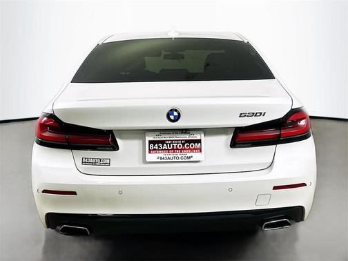 2021 BMW 530 530i