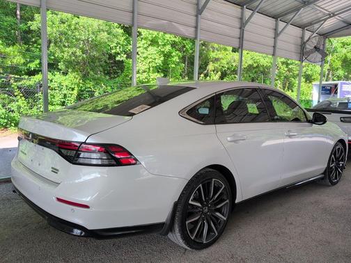 Platinum White Pearl 2023 Honda Accord Hybrid Touring