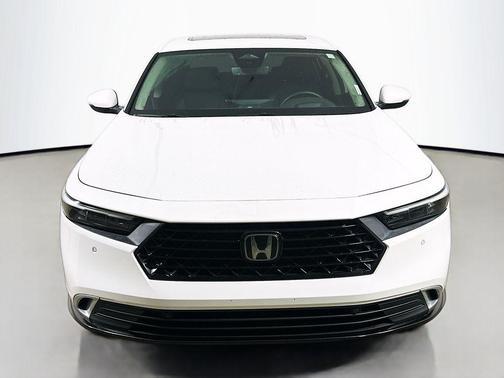 Platinum White Pearl 2023 Honda Accord Hybrid Touring