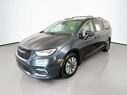 2021 Chrysler Pacifica Hybrid Touring L
