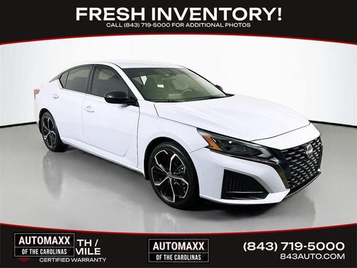 2023 Nissan Altima SR FWD