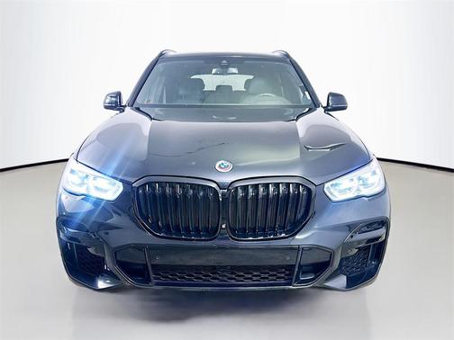 2023 BMW X5 M50i