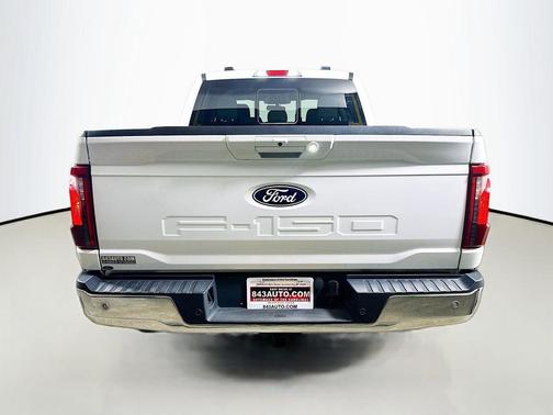 Oxford White 2025 Ford F-150 XLT