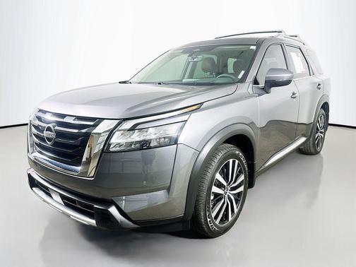 Gun Metallic 2023 Nissan Pathfinder Platinum 4WD