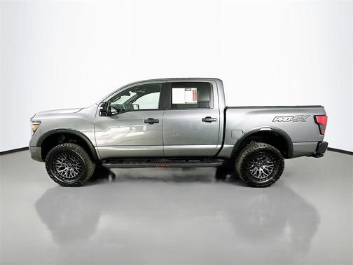 2024 Nissan Titan PRO-4X