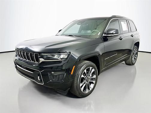 2022 Jeep Grand Cherokee Overland