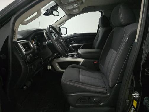 Super Black 2021 Nissan Titan SV