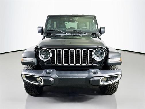 2024 Jeep Wrangler 4-Door Sahara 4x4