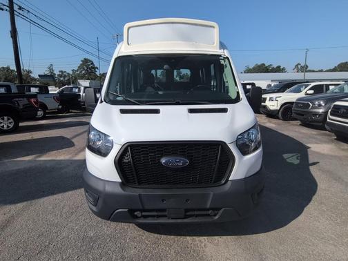 2022 Ford Transit-150 Base