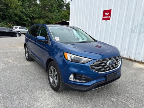 Blue Metallic 2022 Ford Edge SEL