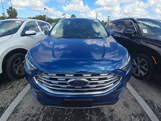Blue Metallic 2022 Ford Edge SEL