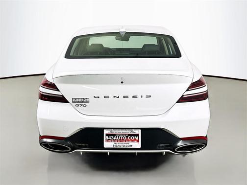 2025 Genesis G70 2.5T RWD