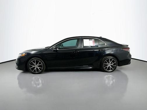 Midnight Black Metallic 2024 Toyota Camry SE
