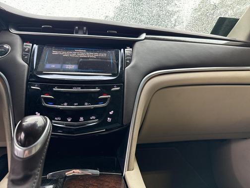 2016 Cadillac XTS Luxury