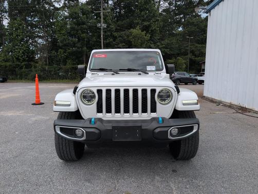 Bright White Clearcoat 2022 Jeep Wrangler Unlimited 4xe Sahara