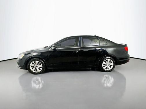 Black Uni 2015 Volkswagen Jetta Auto SE w/Connectivity