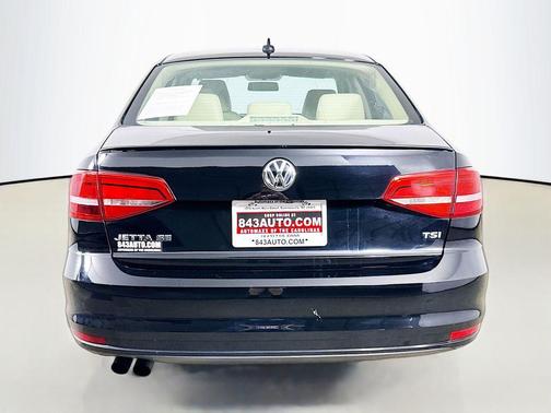 Black Uni 2015 Volkswagen Jetta Auto SE w/Connectivity