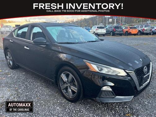 2022 Nissan Altima 2.5 SV