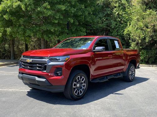 Radiant Red Tintcoat 2023 Chevrolet Colorado LT