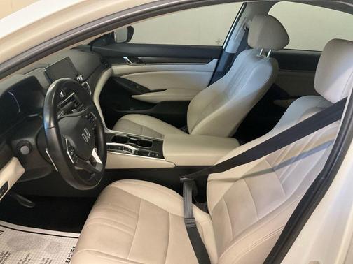 2022 Honda Accord Touring 2.0T