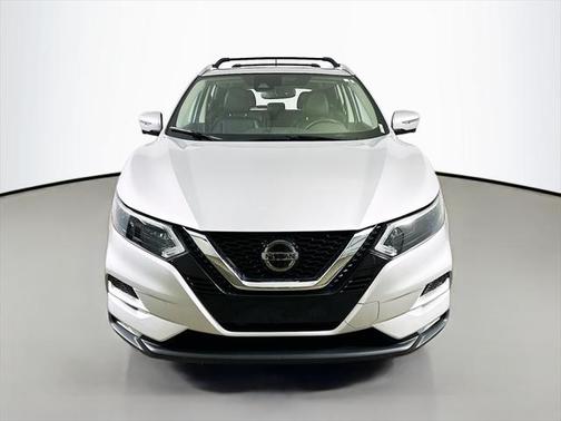 2021 Nissan Rogue Sport SL
