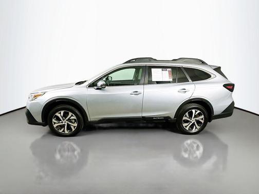 Ice Silver Metallic 2022 Subaru Outback Limited