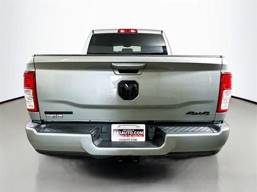 2022 RAM 2500 Big Horn Crew Cab 4x4 6'4' Box