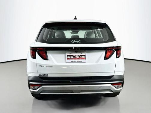 Serenity White Pearl 2025 Hyundai TUCSON SE
